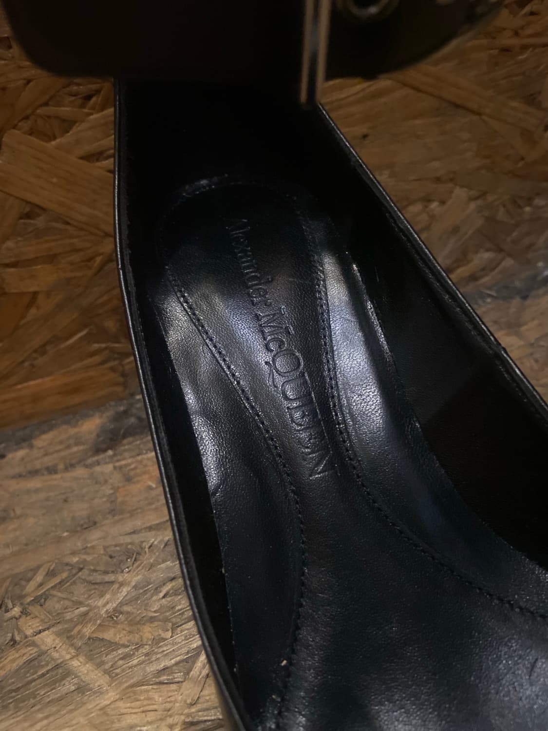 Alexander McQueen 알렉산더 맥퀸 펑크 앵클 스트랩 펌프스 상품이미지7