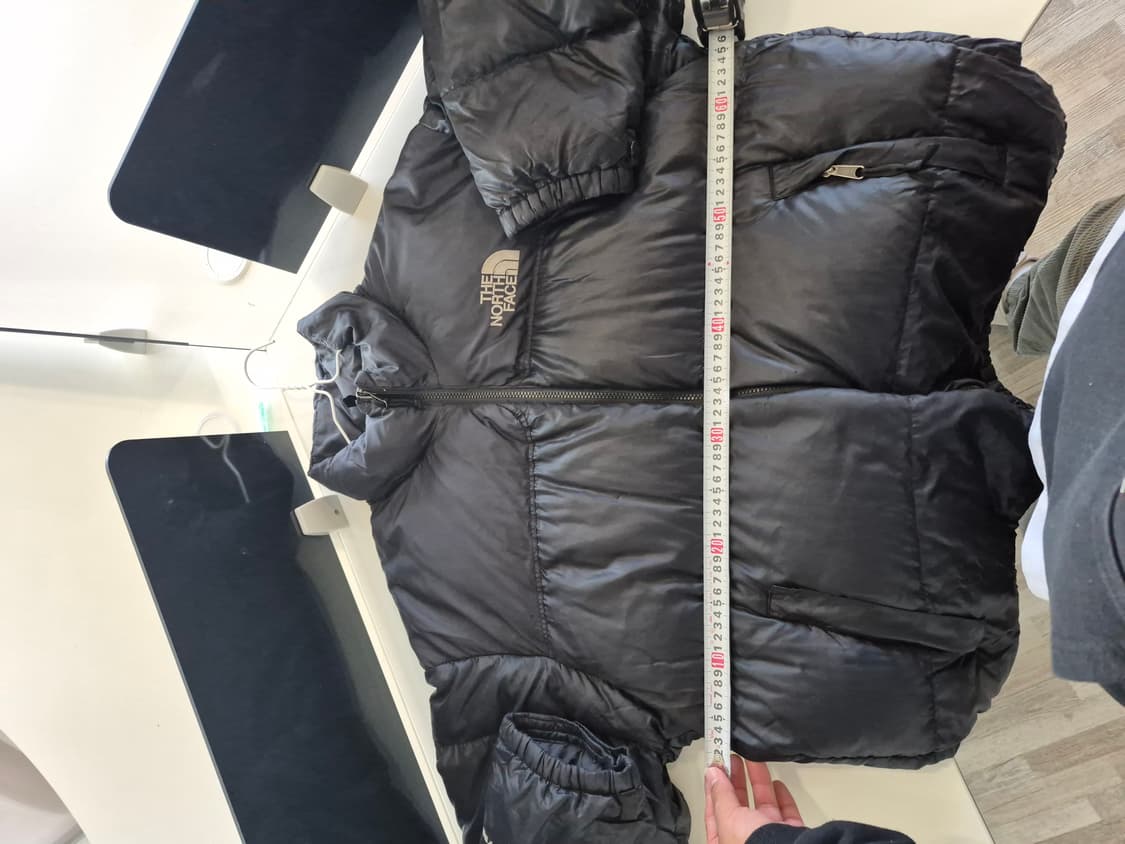 노스페이스 눕시 700 패딩 블랙 색상 XL(105) 상품이미지6