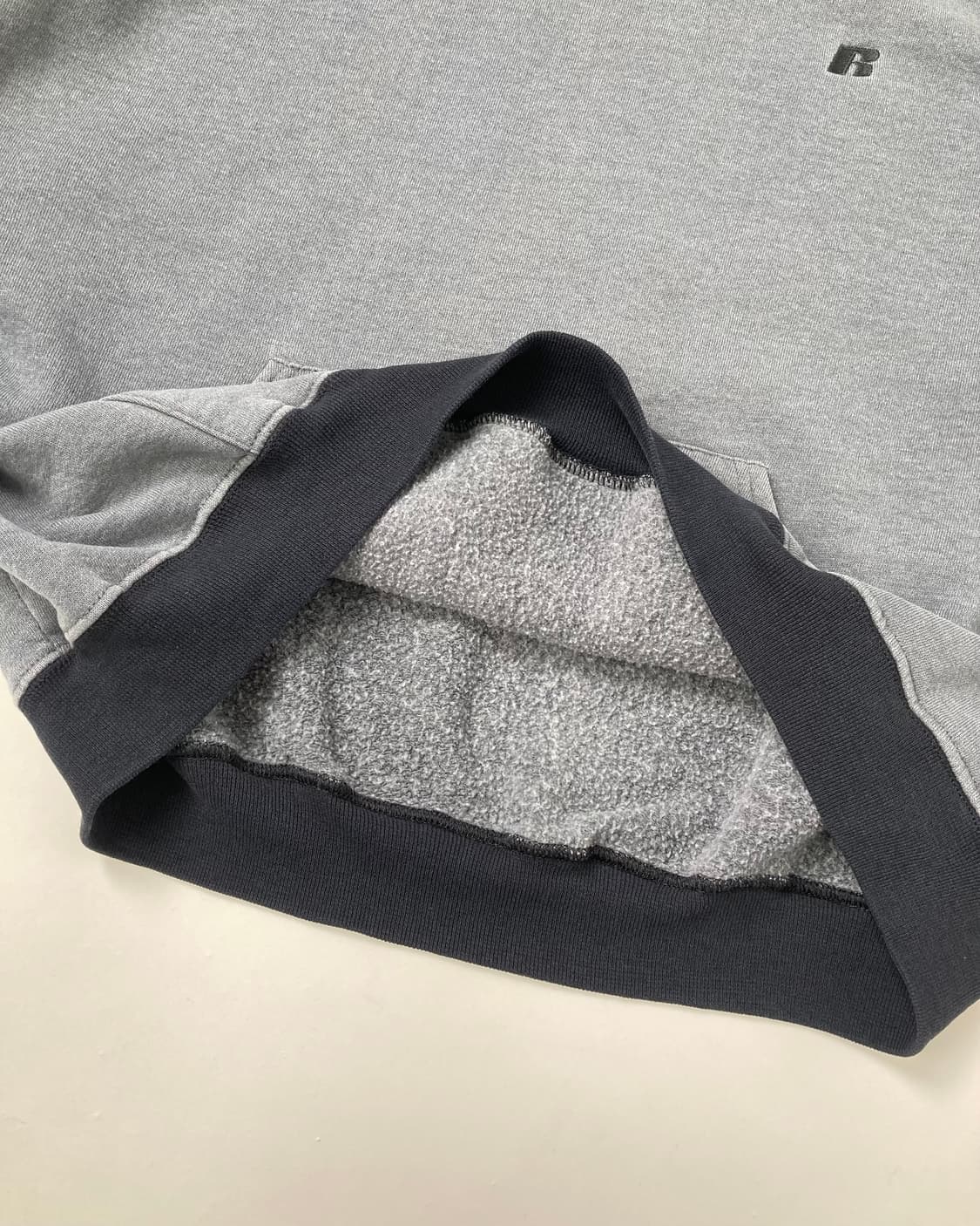 00s Russell Hoodie (grey/black) 상품이미지7