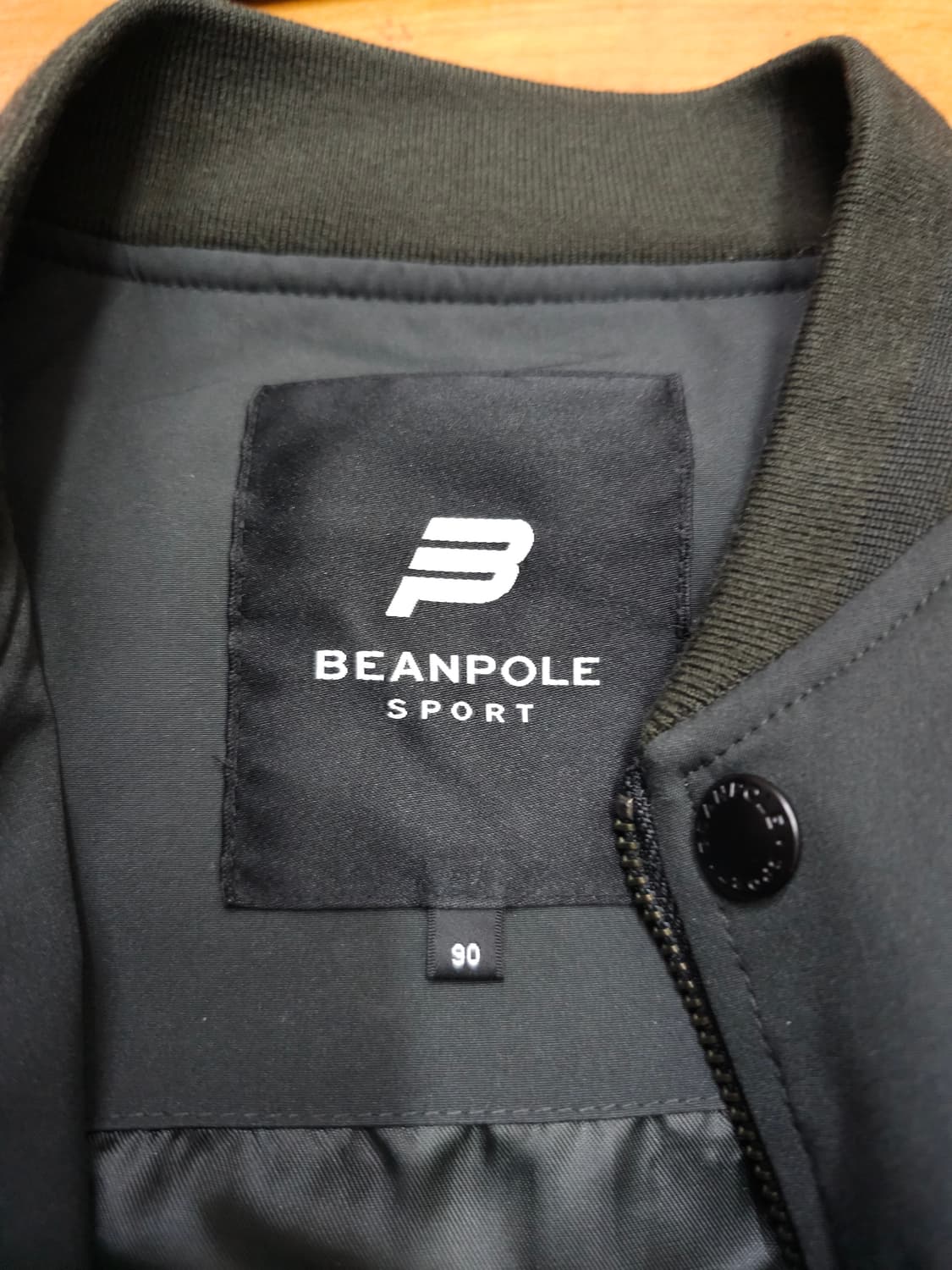 빈폴스포츠 다크 카키색 봄버 자켓 상품이미지6