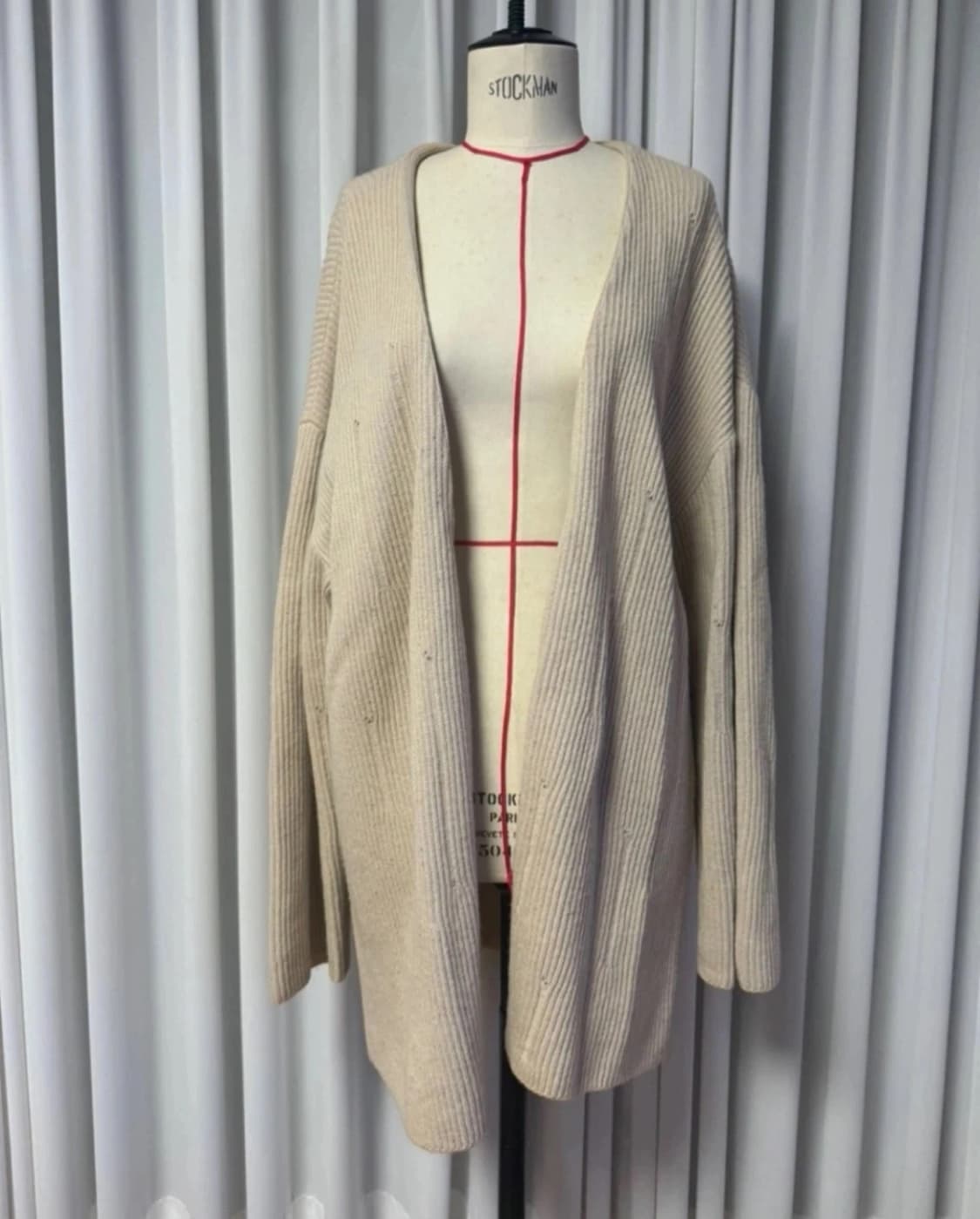 국내디자이너 브랜드 쟈니해잇재즈 베이지 디스트로이드 오버사이즈 가디건 상품이미지6