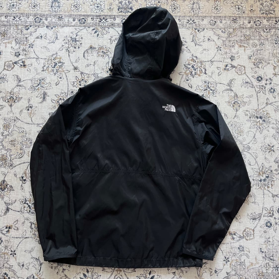노스페이스 자수로고 바람막이 상품이미지7