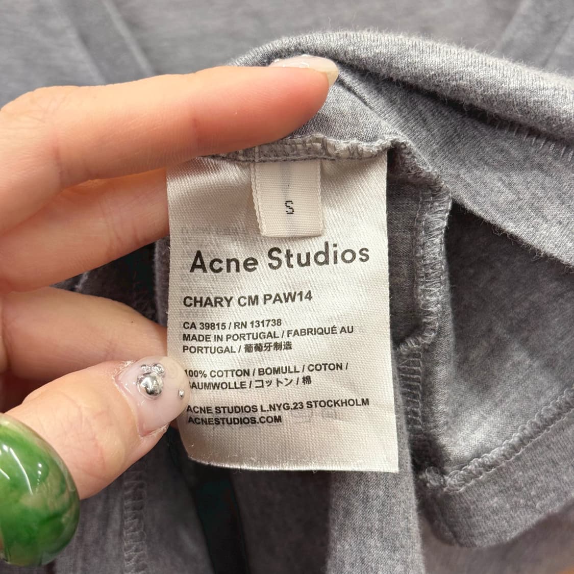 아크네 스튜디오 베이직 브이넥 반팔 티셔츠 슬림핏 그레이 상품이미지7