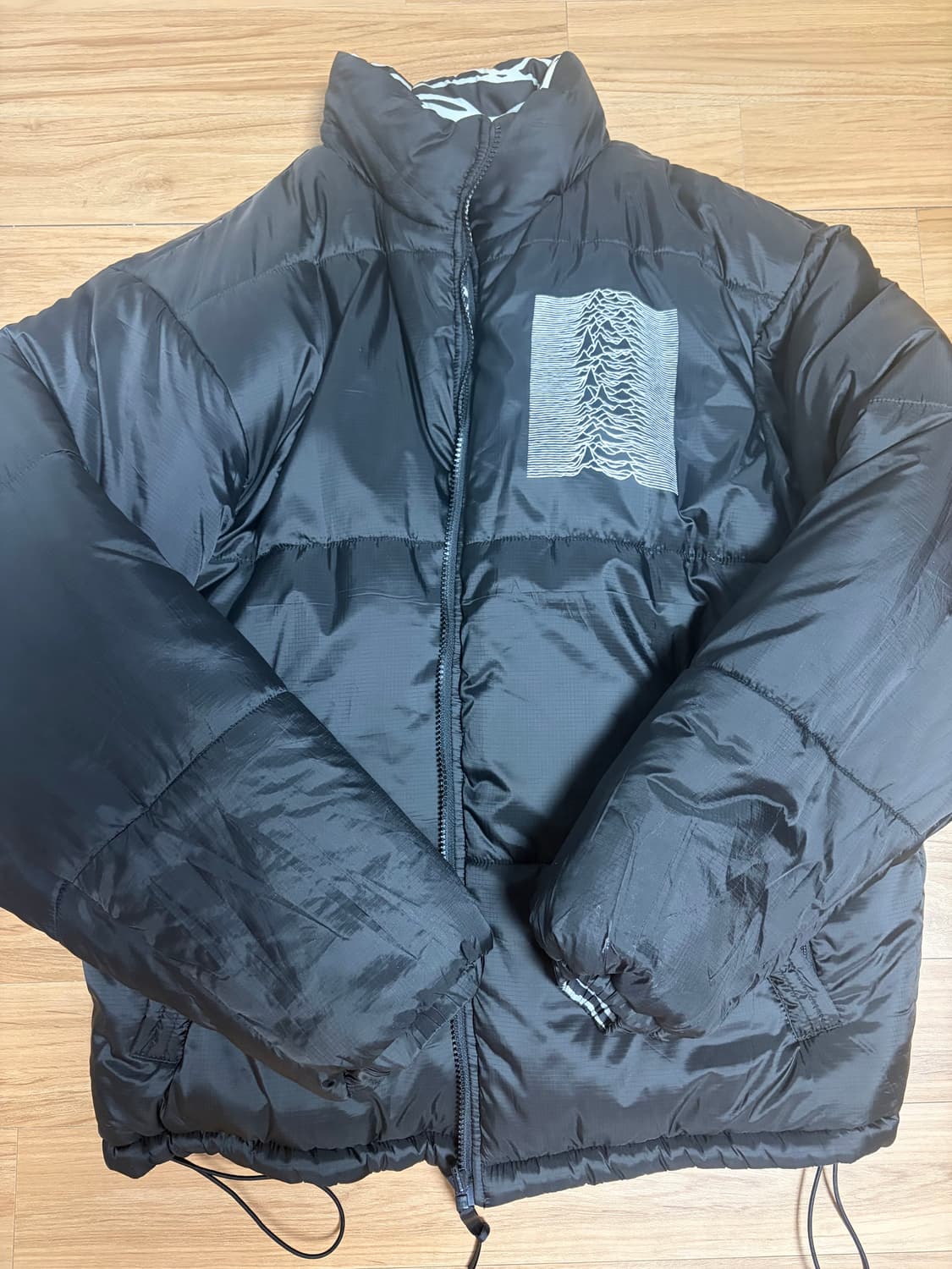 플레져스 X 조이 디비전 리버서블 푸파 패딩 자켓 상품이미지3