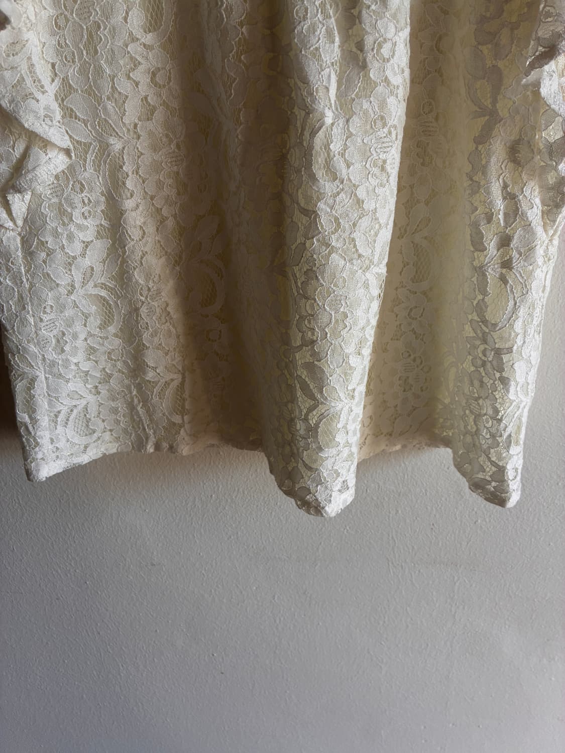 Flower Lace Detail Blouse 상품이미지2