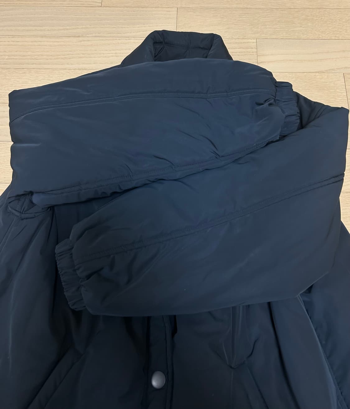 코스모스 칼라 셔링 패딩 네이비 상품이미지5