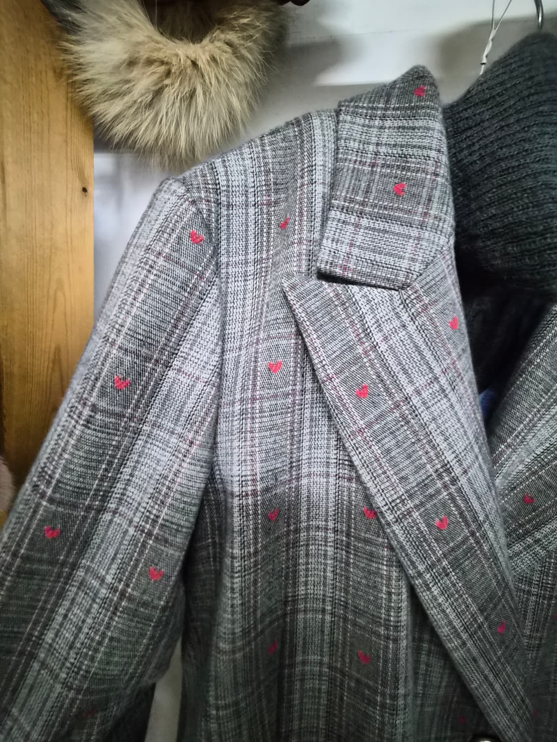 폴앤조 울 자수 하트 체크 자켓 상품이미지4
