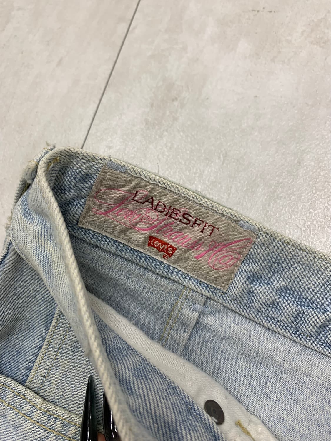 리바이스 레이디스 핏 데님팬츠 #415 상품이미지4