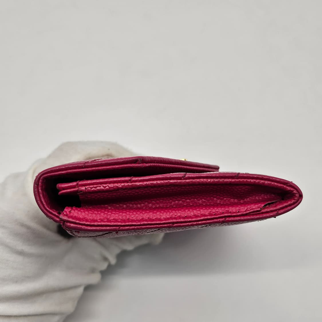 정품 생로랑 엔벨로프 캐비어 카드지갑 상품이미지6