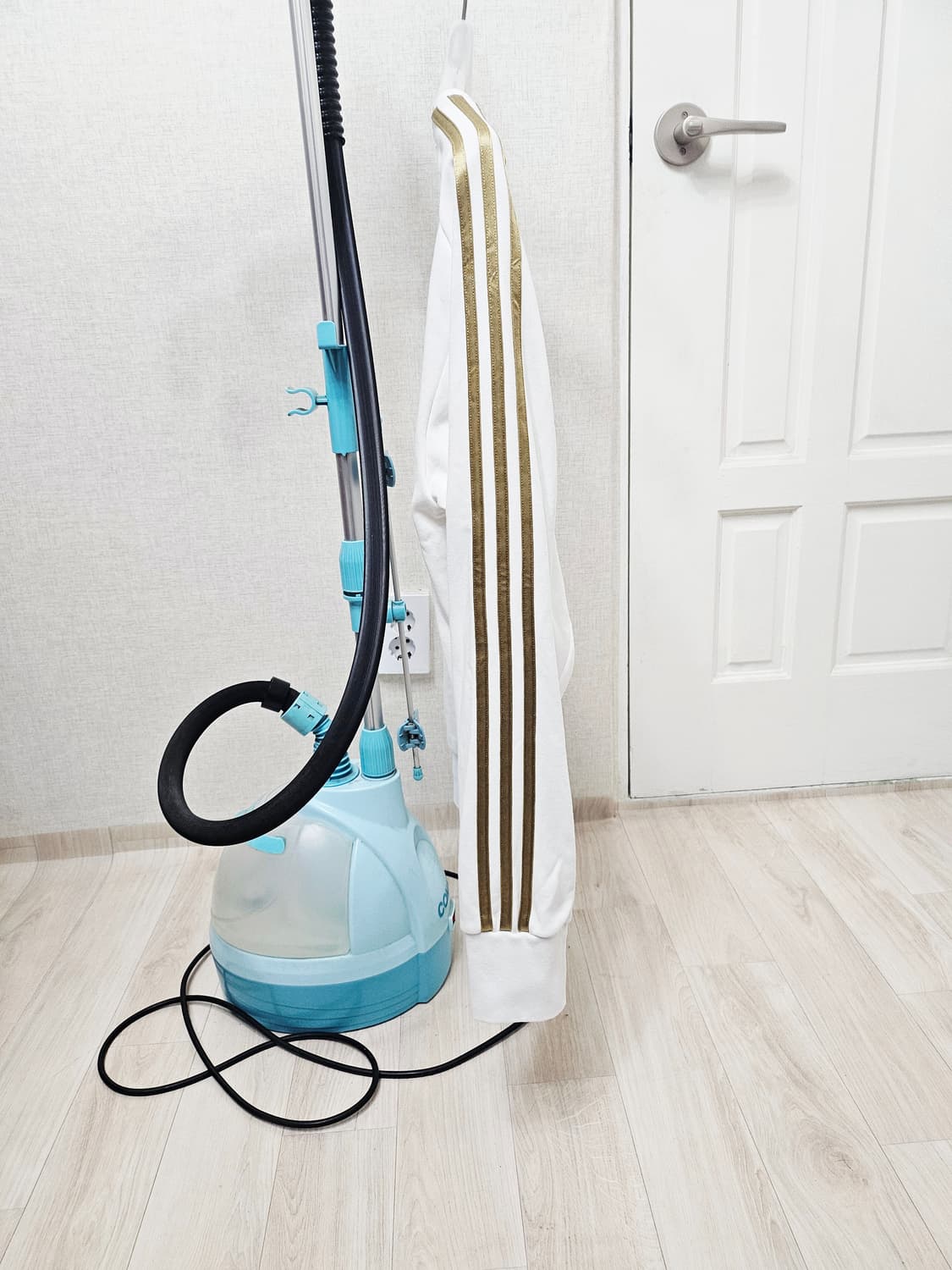 (95~100)M☆초대장급☆ 아디다스 레알마드리드 [화이트골드]트레이닝탑 상품이미지6