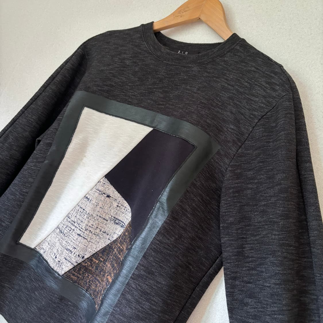 ZIO 송지오 맨투맨 티셔츠 명품 그래픽 패턴 그레이 상품이미지5