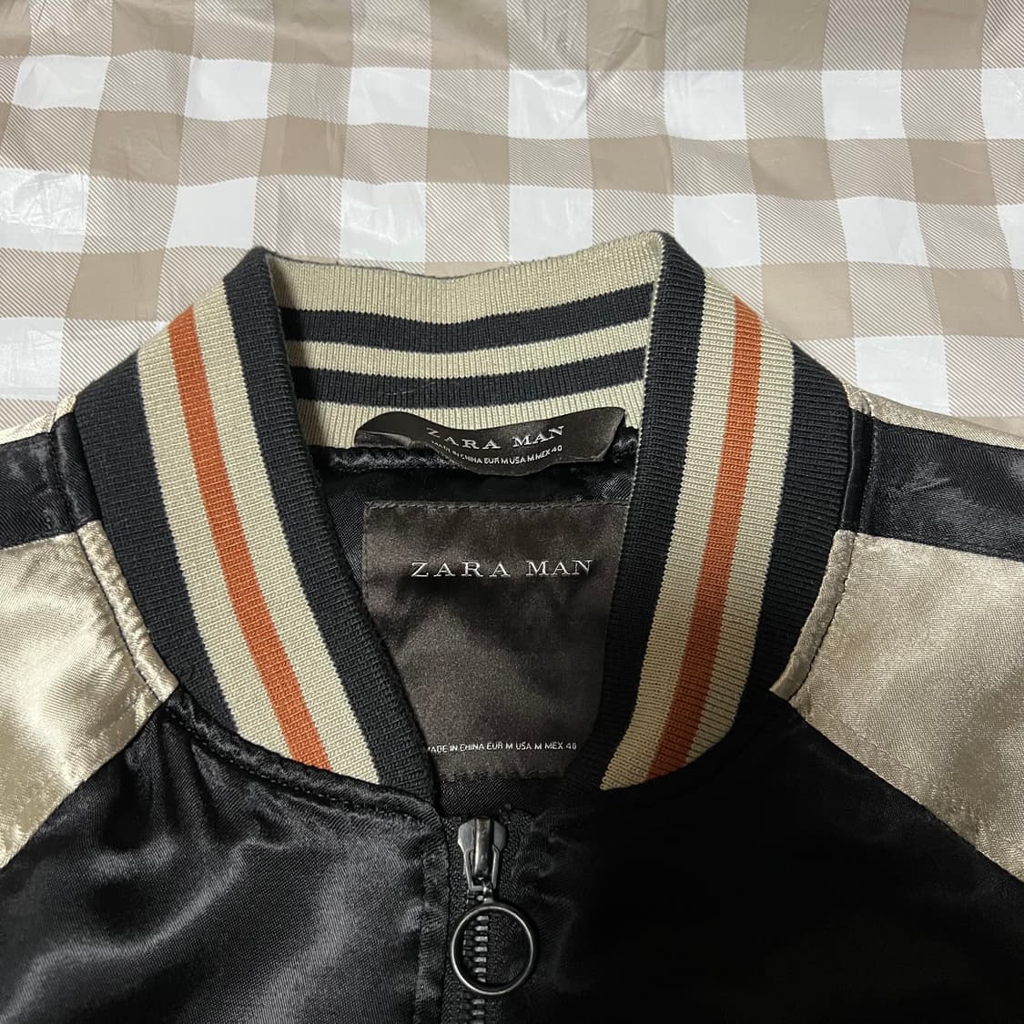 자라 독수리 스카쟌 M 자켓 블랙 골드 자수 자라맨 상품이미지2