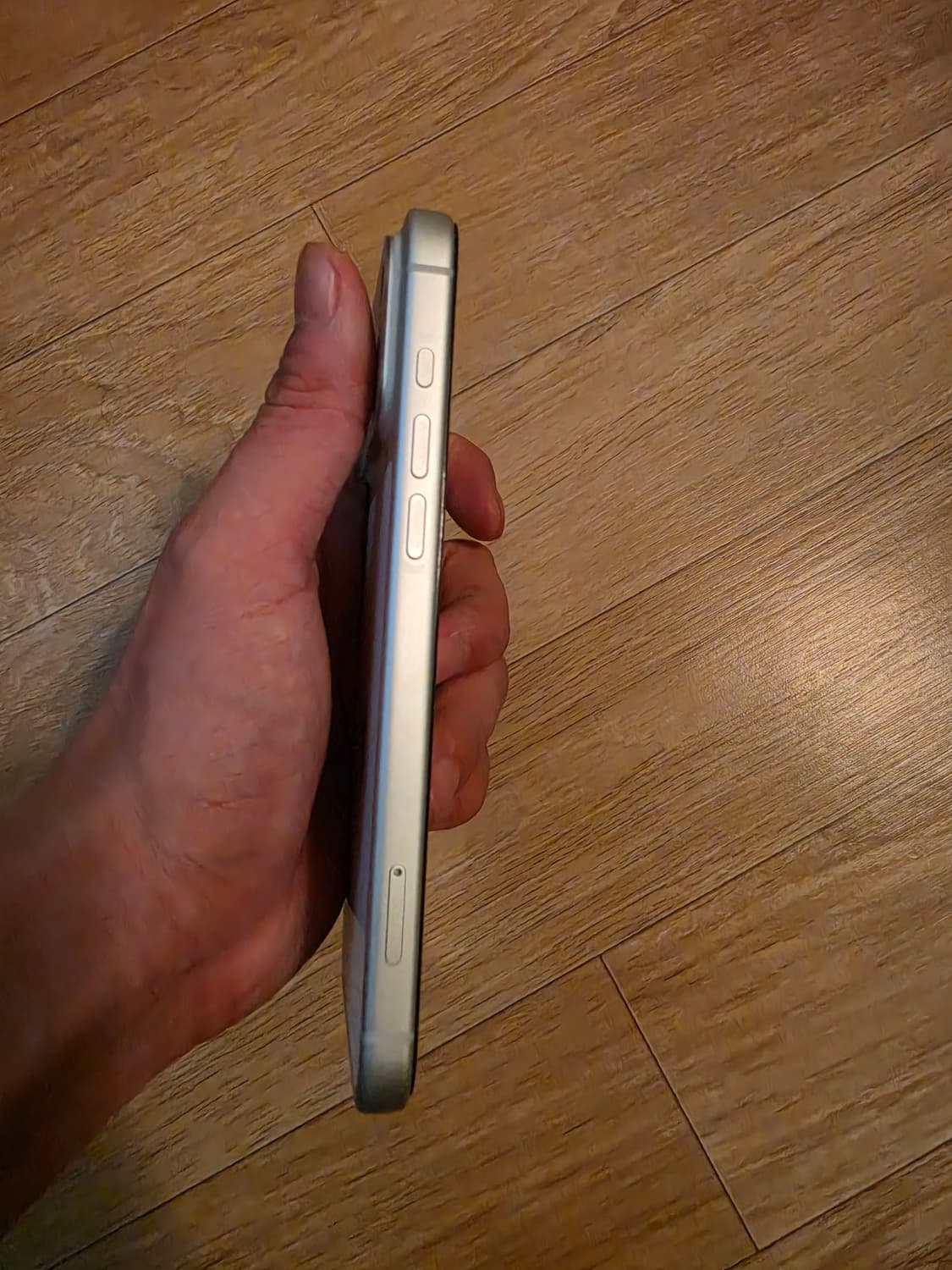 아이폰 17프로맥스 256 실버 자급제 2주사용 새상품급 상품이미지3