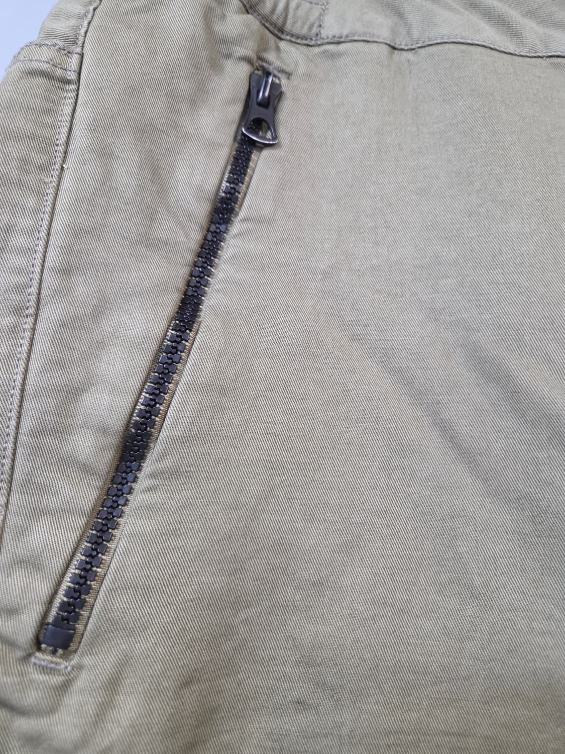 G-STAR카키색 지퍼포인트 배기 바지(W33/L32)남여공용 상품이미지3