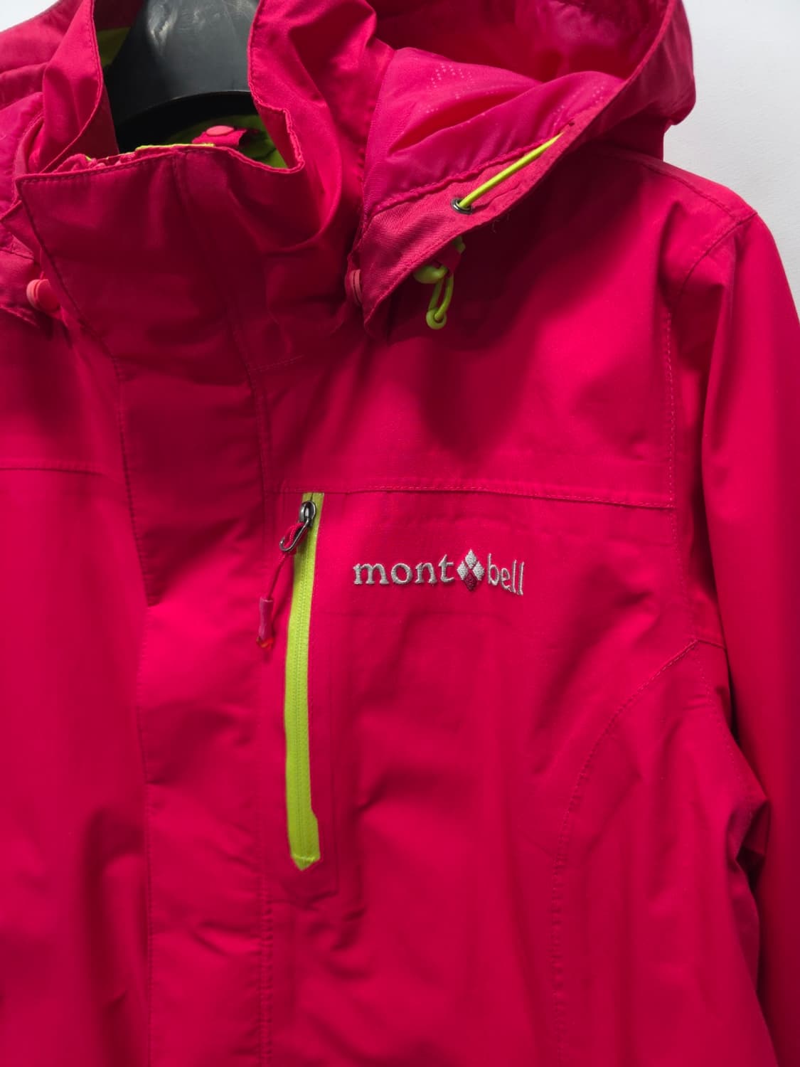 몽벨 고어텍스 바람막이 자켓 ( 여성55~66 ) 상품이미지2