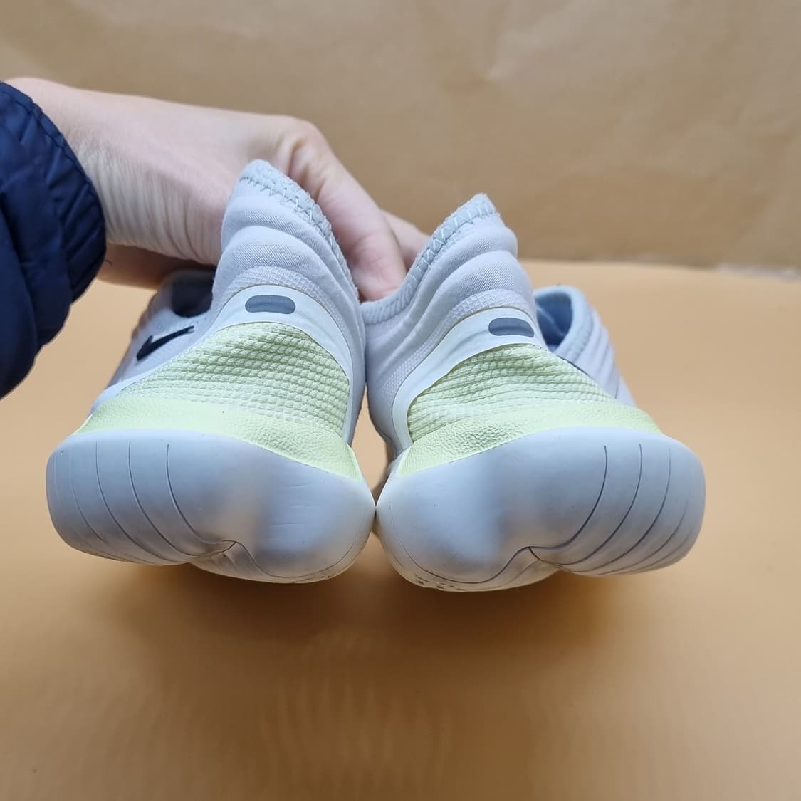 나이키 프리 런 플라이니트3.0 런닝화270. 상품이미지4