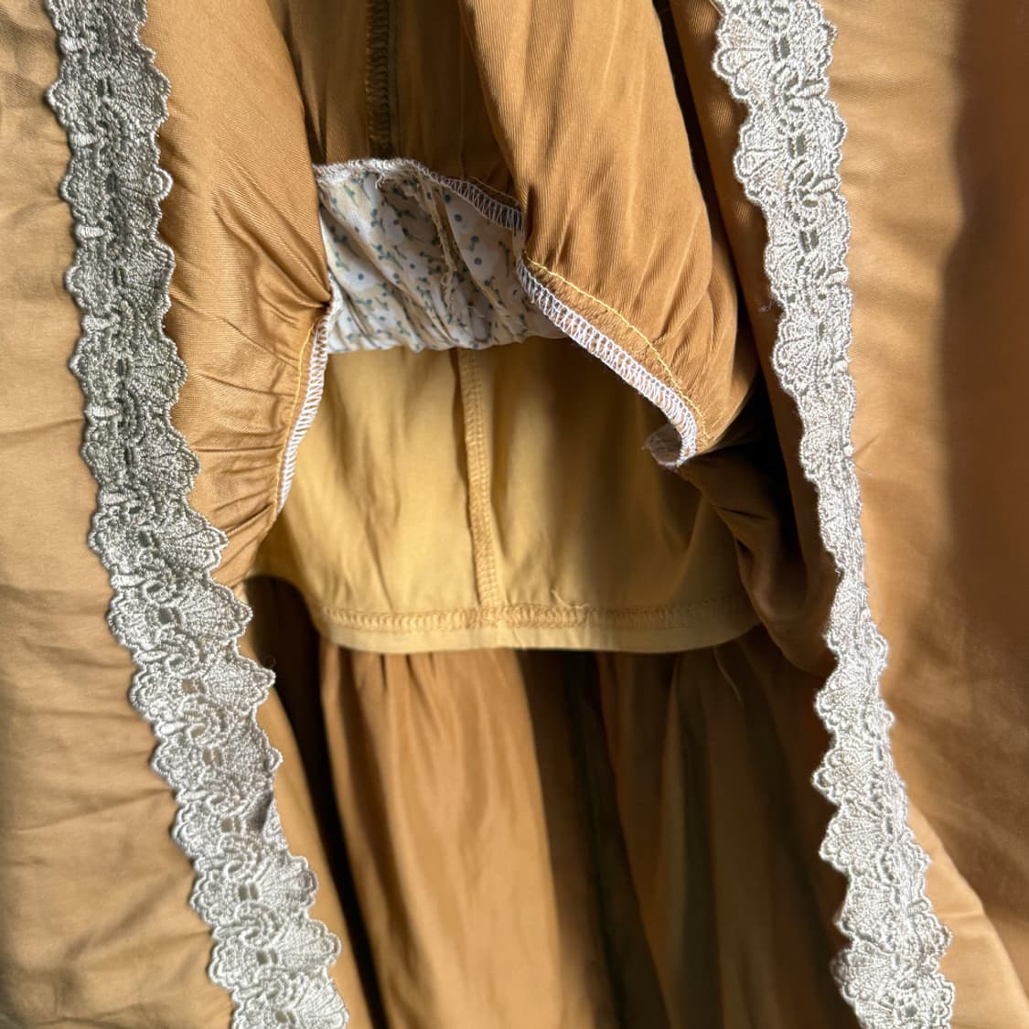 카라멜 크림 패치 스커트 상품이미지8