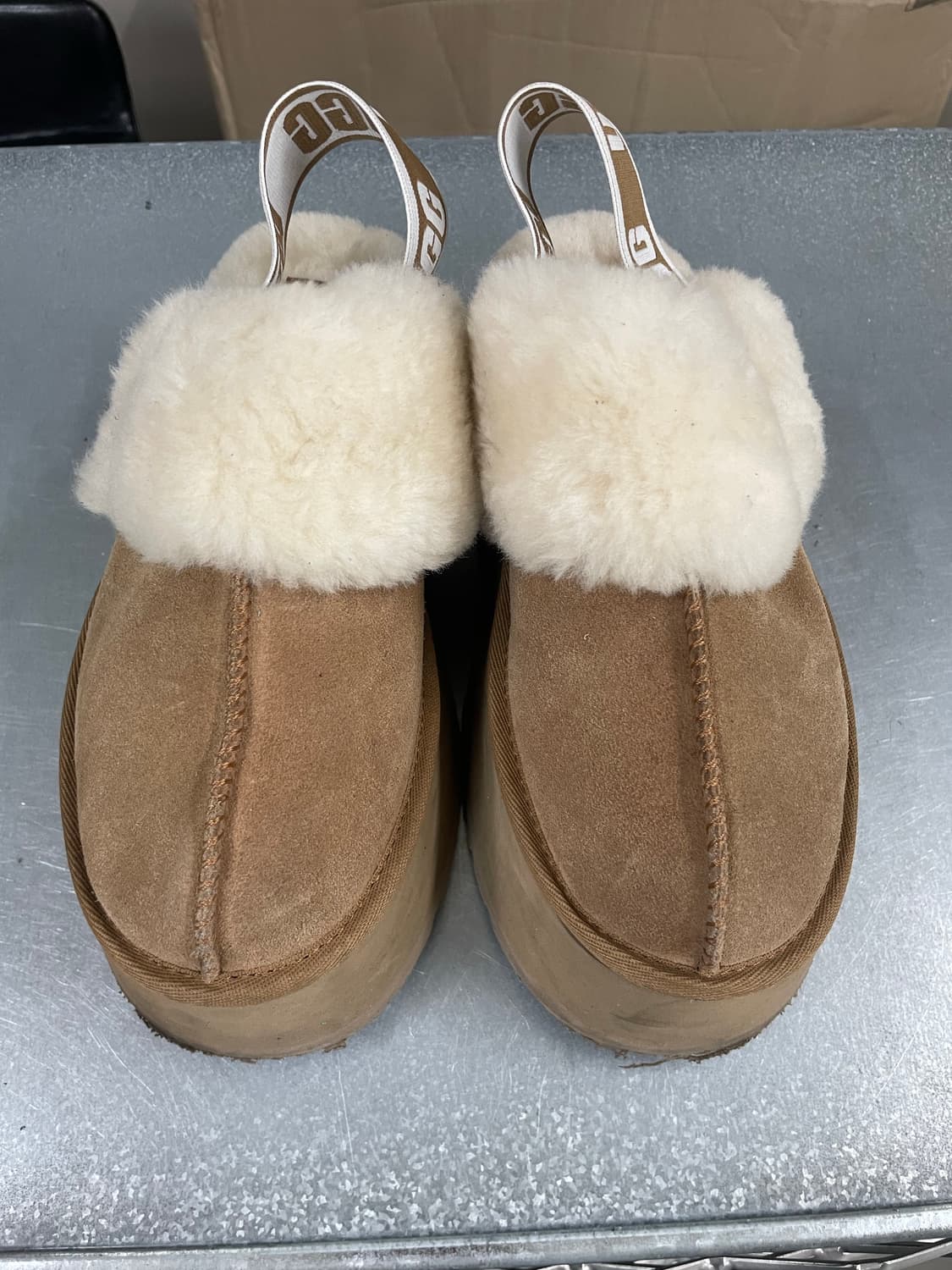 어그 펀케트 슬라이드 체스트넛 240 상품이미지5