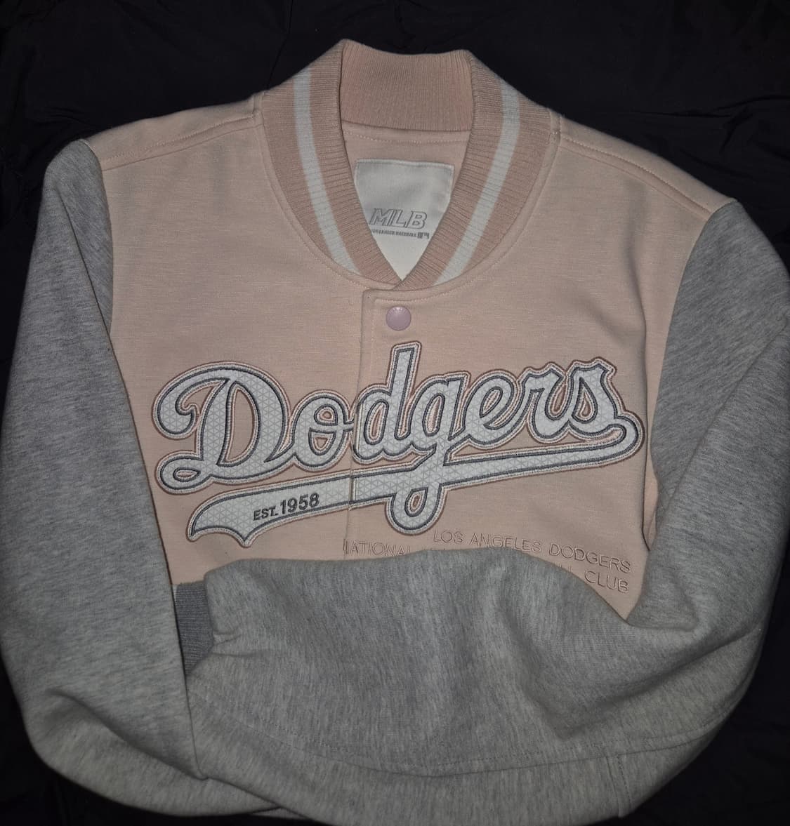 MLB 핀터깔 딸기우유 야구 점퍼 바시티 핑/회 상품이미지1