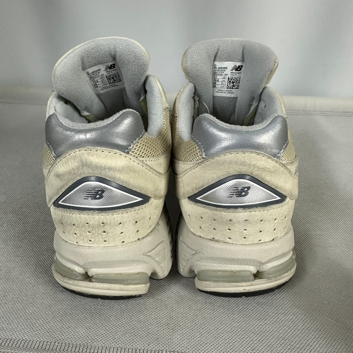 뉴발란스 2002RE 베이지 스니커즈 상품이미지4