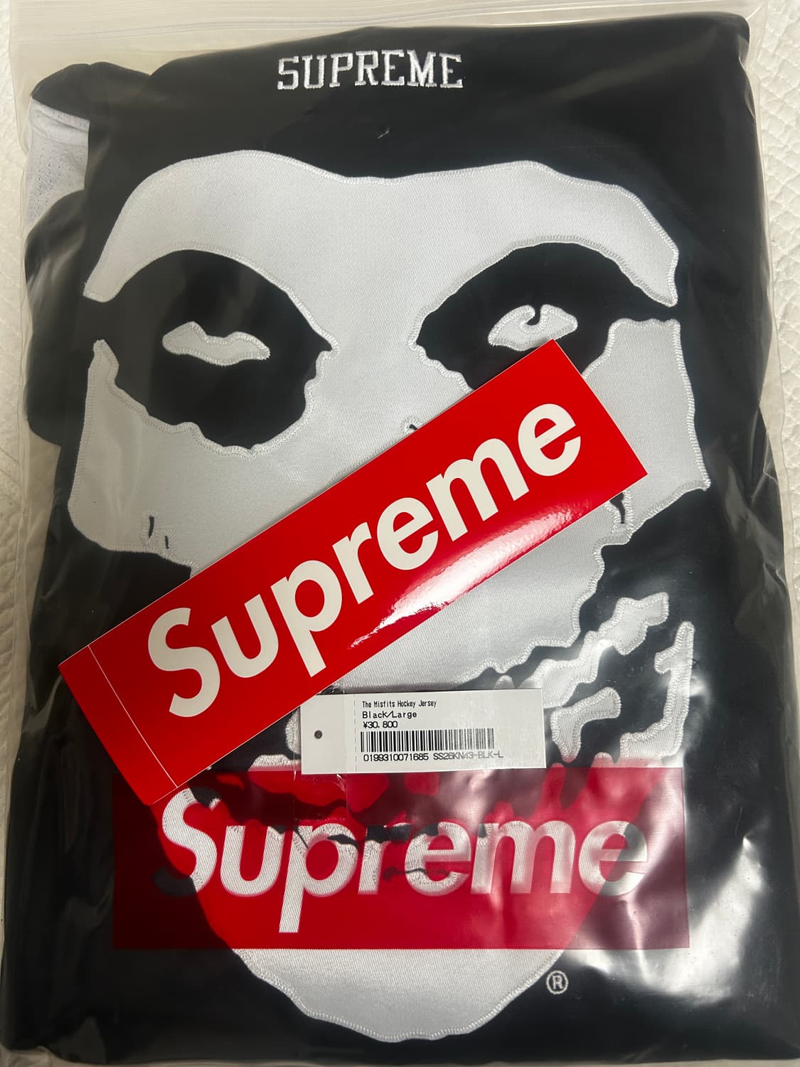 슈프림 x 미스피츠 하키 저지 블랙 - 26SS 상품이미지2