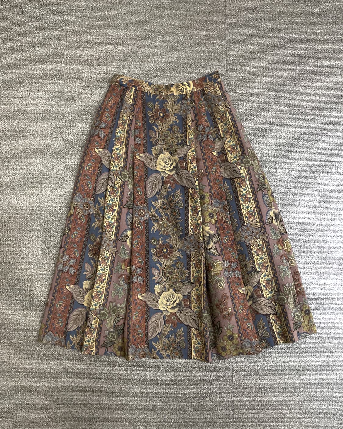 빈티지 버버리 플리츠 스커트 상품이미지4