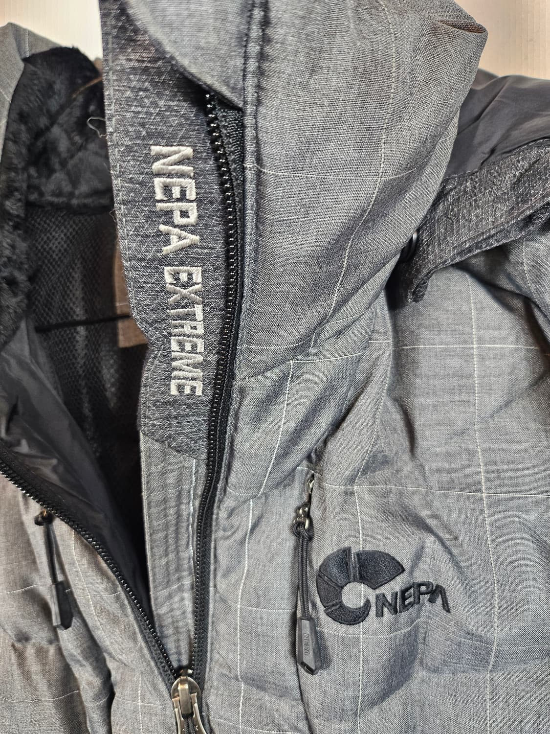 네파 그레이체크 프리미엄 구스패딩 90 S 상품이미지9