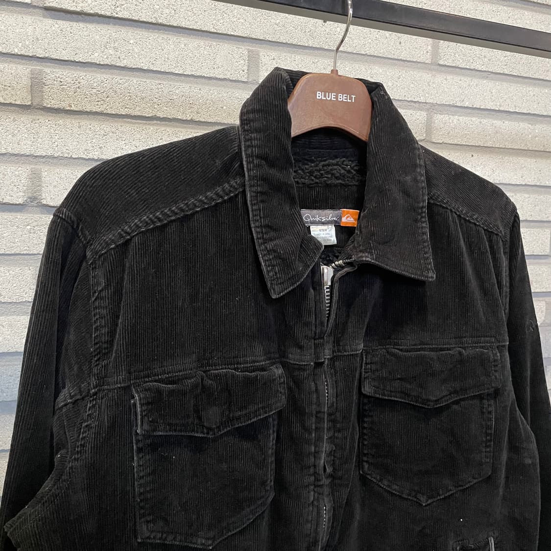 QUIKSILVER 퀵실버 코듀로이 자켓 쉐르파 안감 4포켓 디테일 블랙 상품이미지4