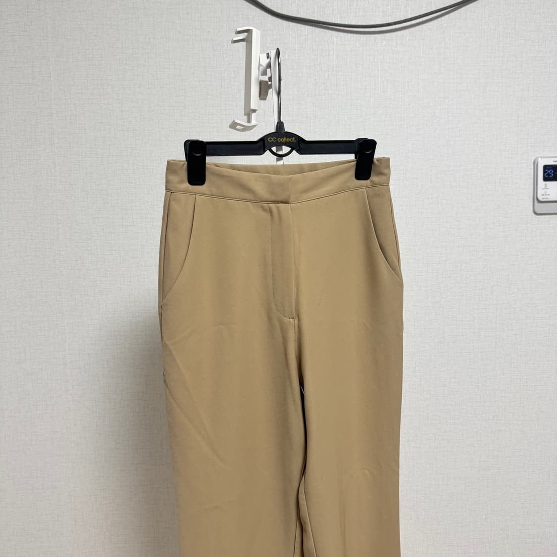 일자핏 기본 슬랙스 베이지 s 상품이미지2