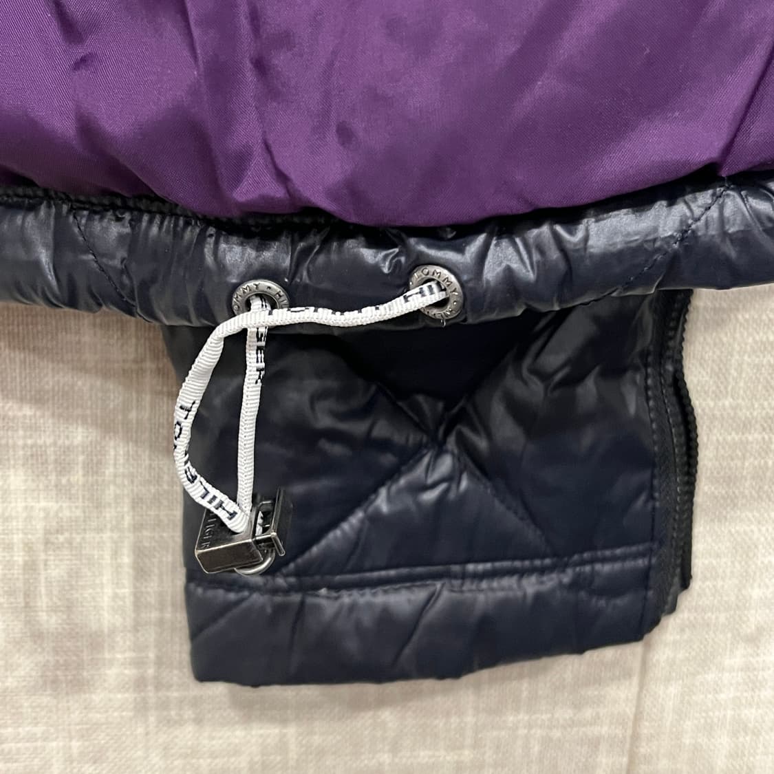 일본빈티지 타미힐피거 퀄팅 다운 패딩 M 네이비 W 상품이미지9