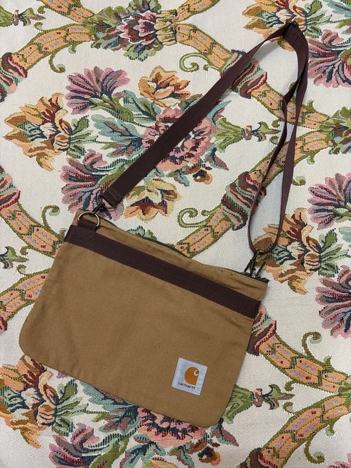 칼하트 리메이크 크로스백 상품이미지1