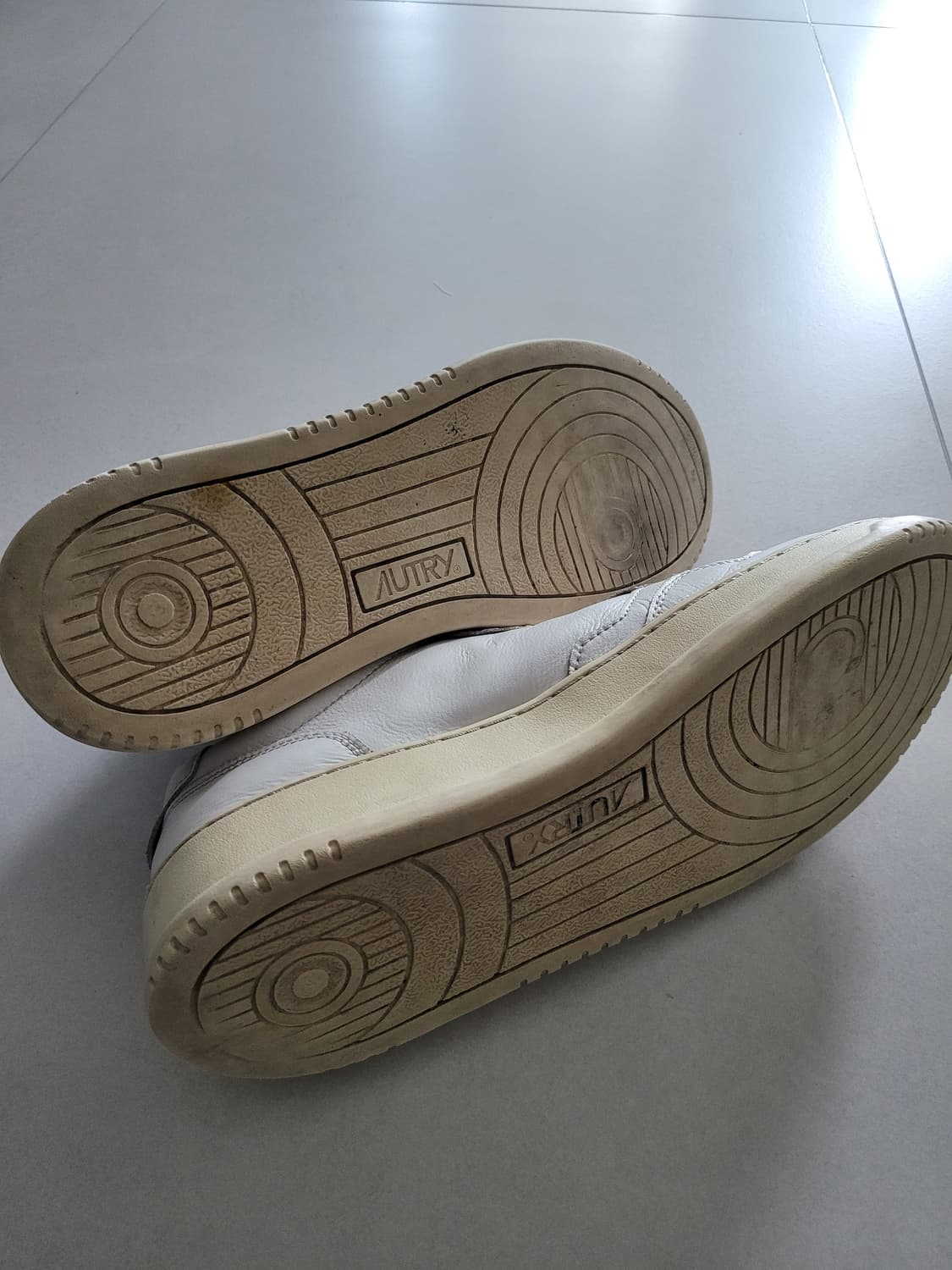 [판매] 시간이 흐를수록 멋진, 오트리 메달리스트 화이트 (43 사이즈) 상품이미지10