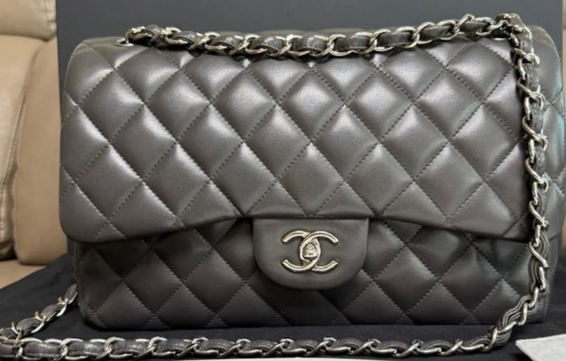 샤넬 플랩백 그레이 점보사이즈 상품이미지1