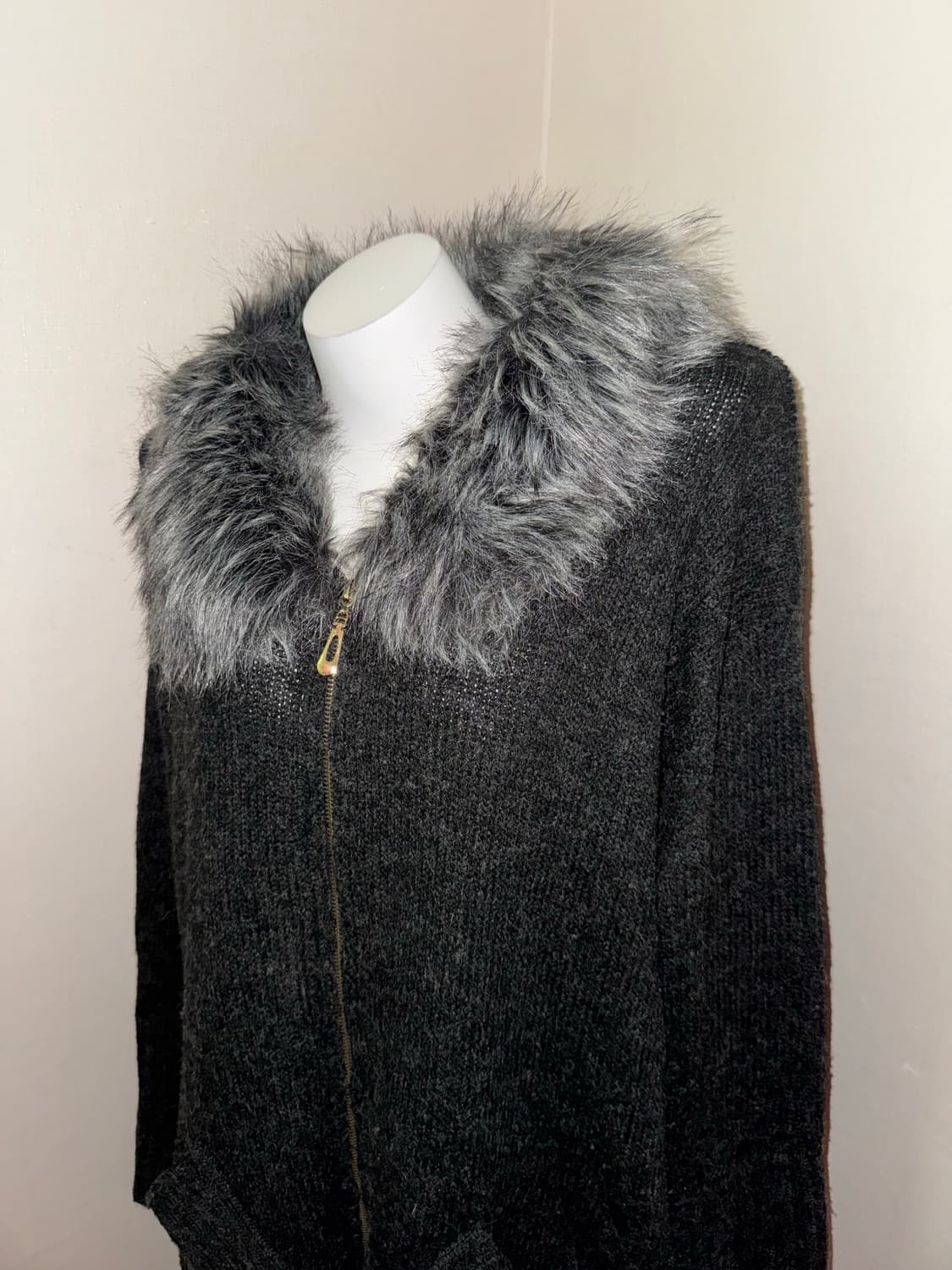 Fur hooded zip-up 상품이미지2