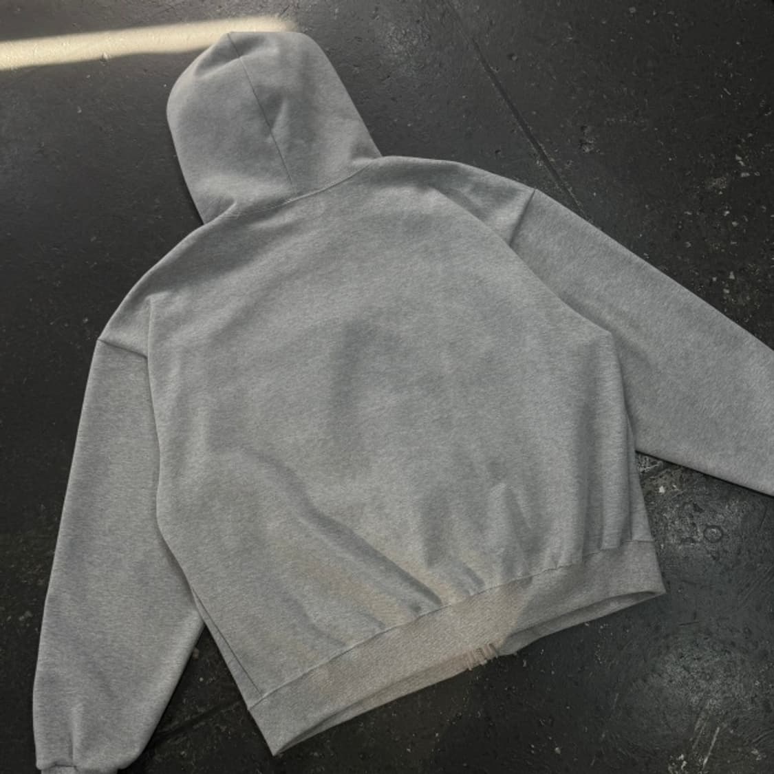 FREE 원더플레이스 EE에센셜 후드티 새상품급 상품이미지6