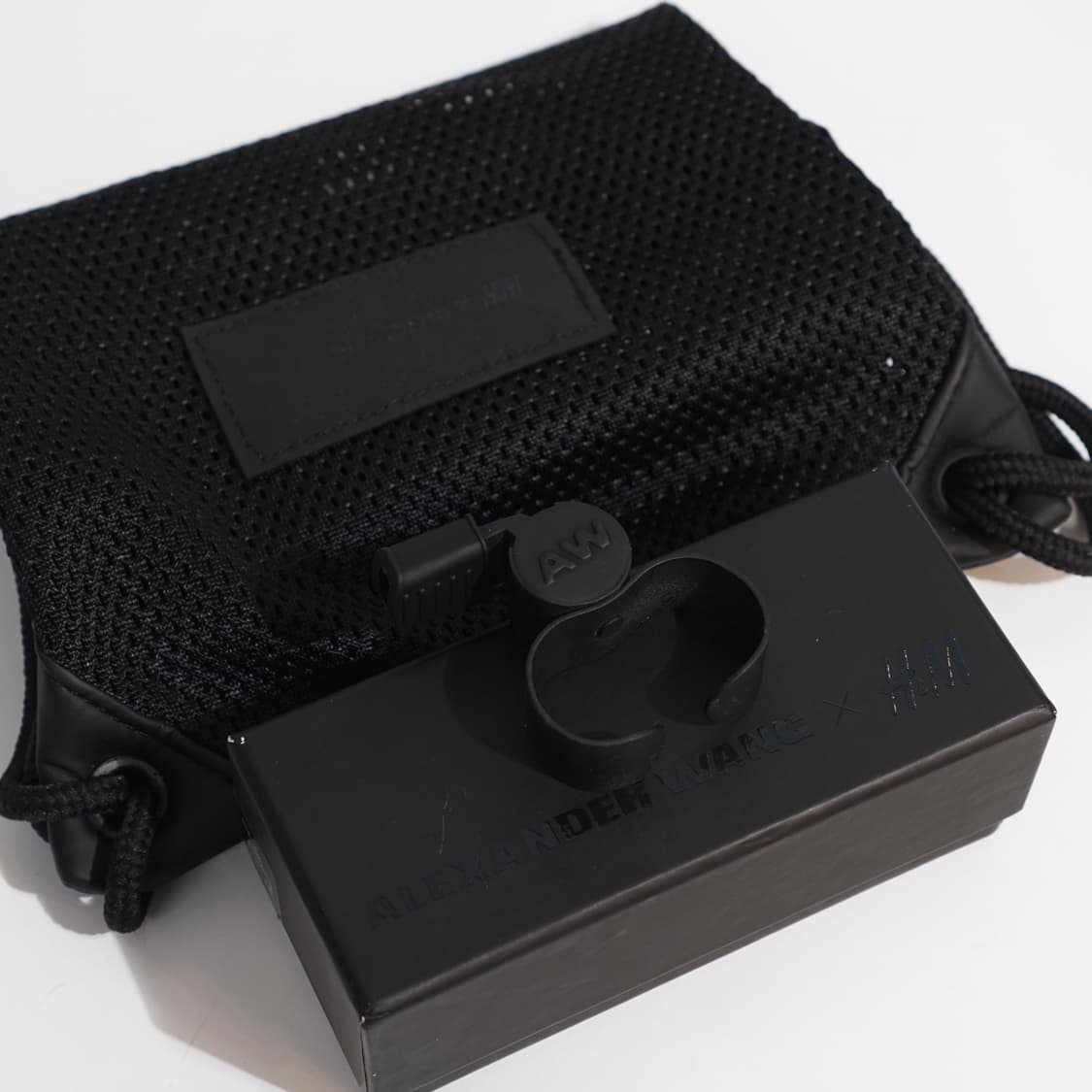 알렉산더왕 H&M 휘슬 반지 상품이미지1