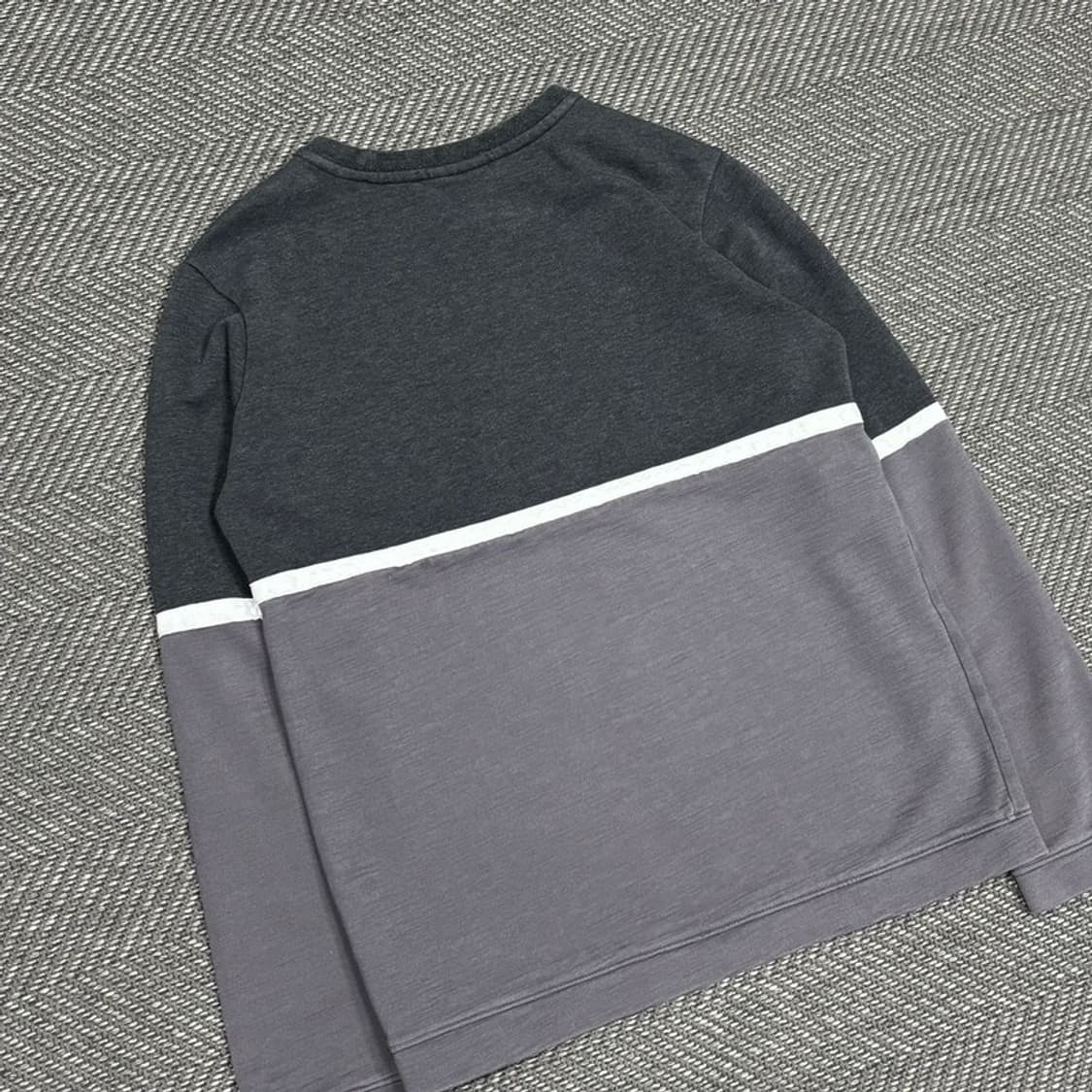 나이키 배색 로고 맨투맨 v0290 상품이미지4