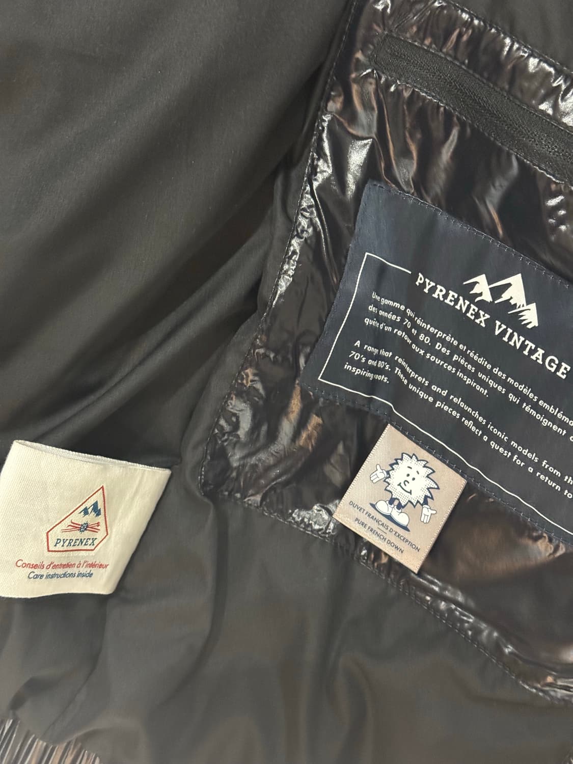 PYRENEX 피레넥스 유광 숏 블랙 패딩 XS 상품이미지4