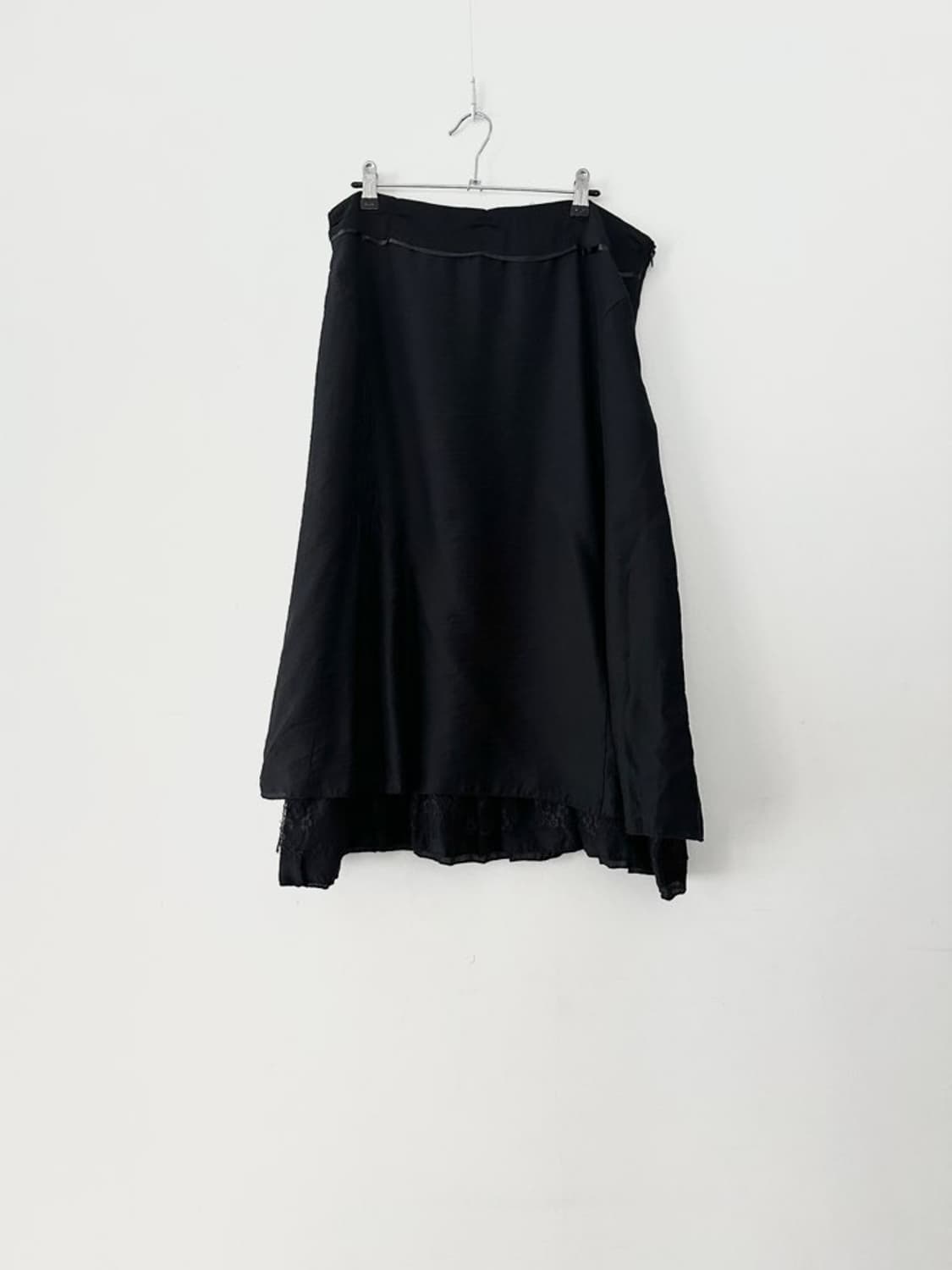 shirring lace mix skirt / black 상품이미지1