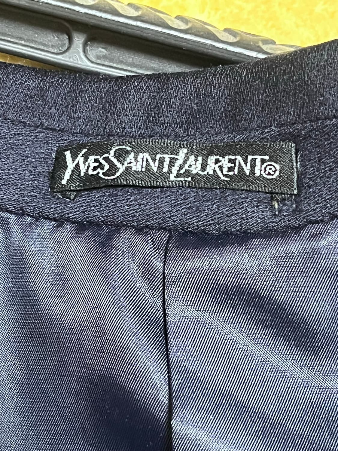 입생로랑 금장 더블 블레이저  상품이미지7