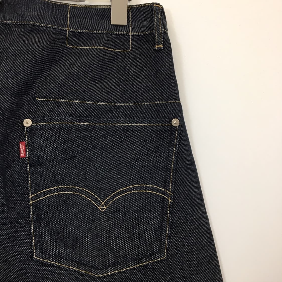 리바이스 엔지니어드진 00s 32 인치  상품이미지4
