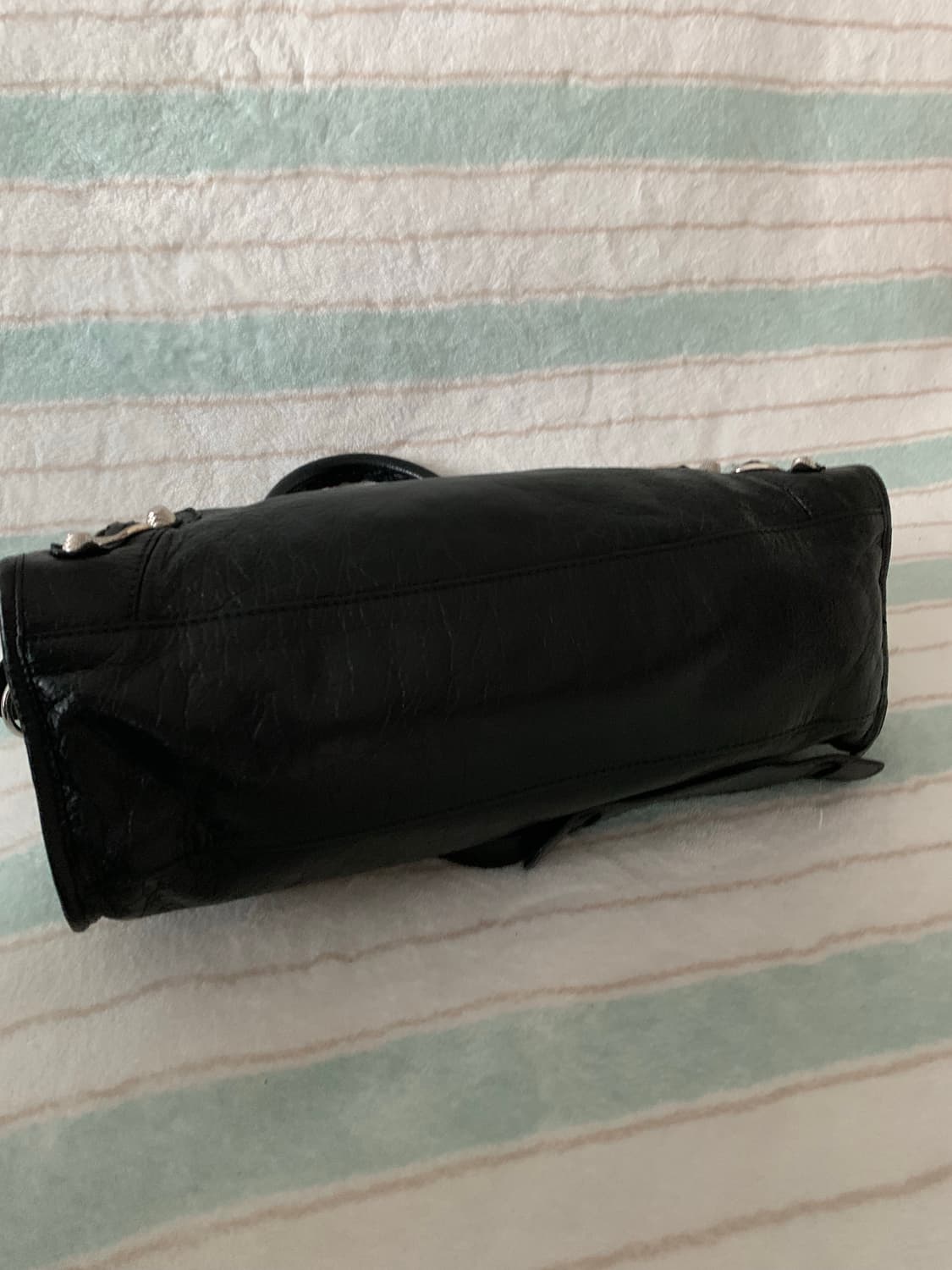 발렌시아가 시티백 미듐 블랙 은장 상품이미지6