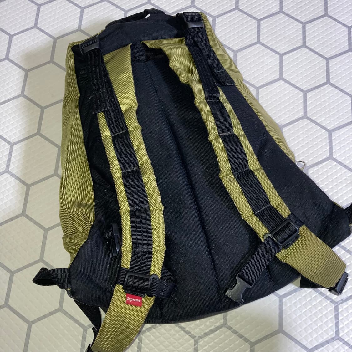 (os) 00s 슈프림 8th 백팩 카키 상품이미지8
