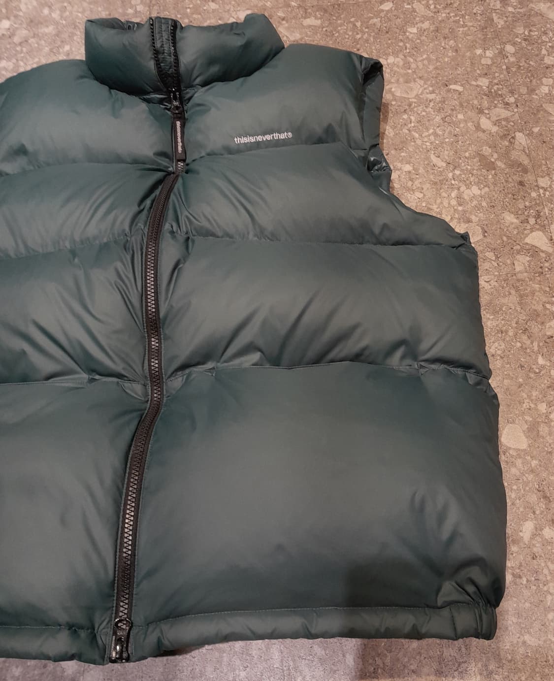 💥디스이즈네버댓 퍼텍스 패딩 베스트 다크그린 (XL) 상품이미지3