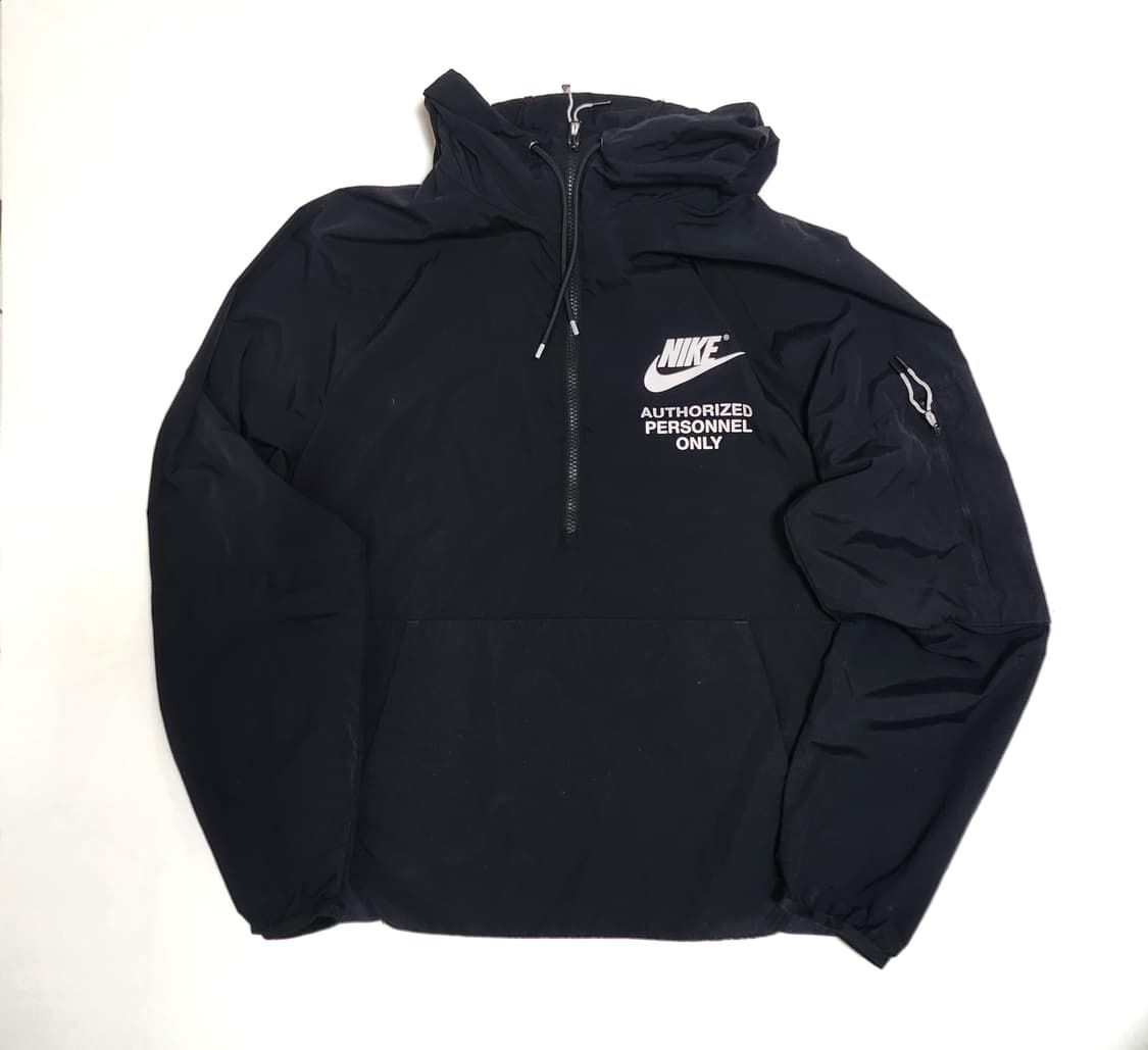 나이키 아노락 반짚업 바람막이 상품이미지1