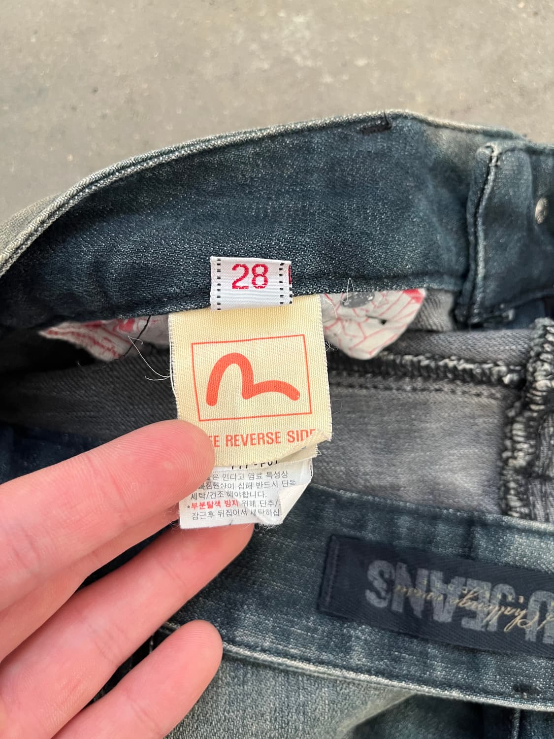 EVISU 로우라이즈 부츠컷 데님팬츠 상품이미지7