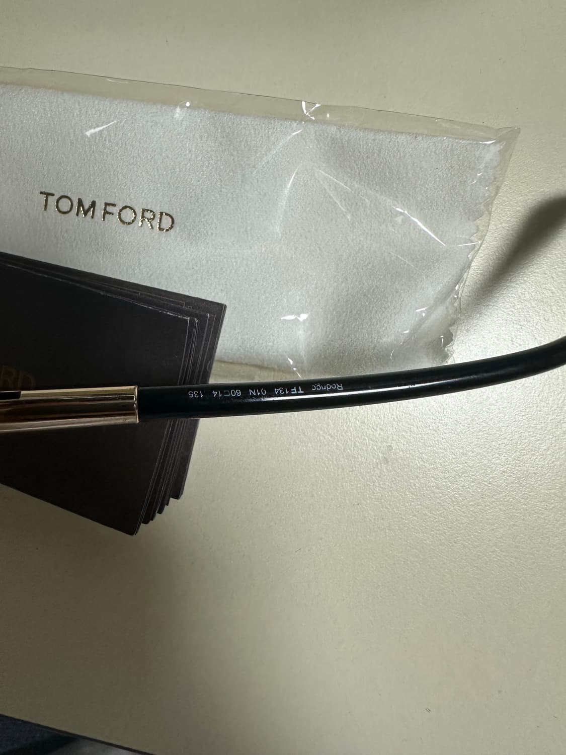 톰포드 선글라스 TOM FORD TF134 Rodrigo 01N 상품이미지2