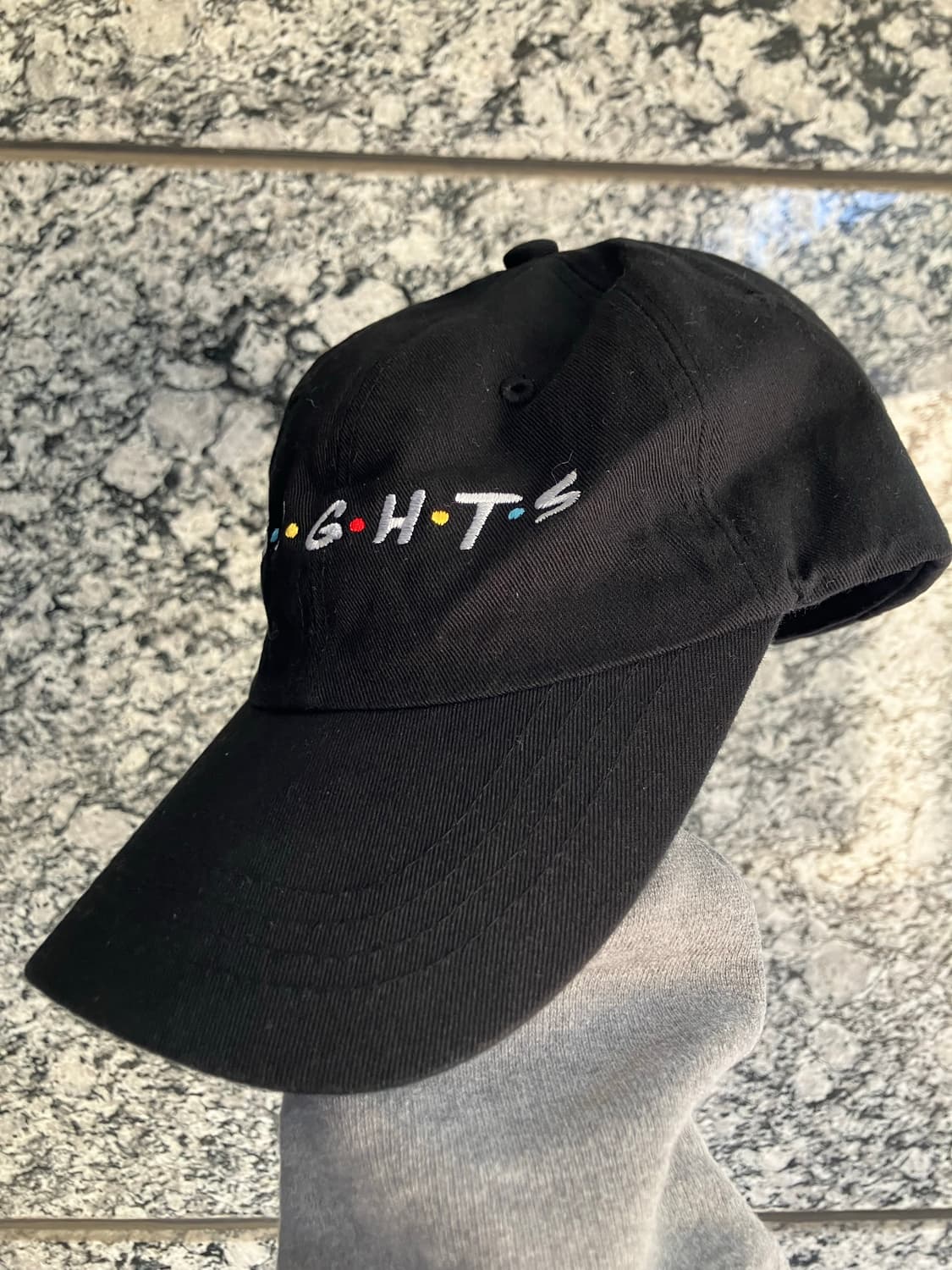 하이츠스토어 프렌즈 볼캡 캡 모자 블랙 상품이미지2