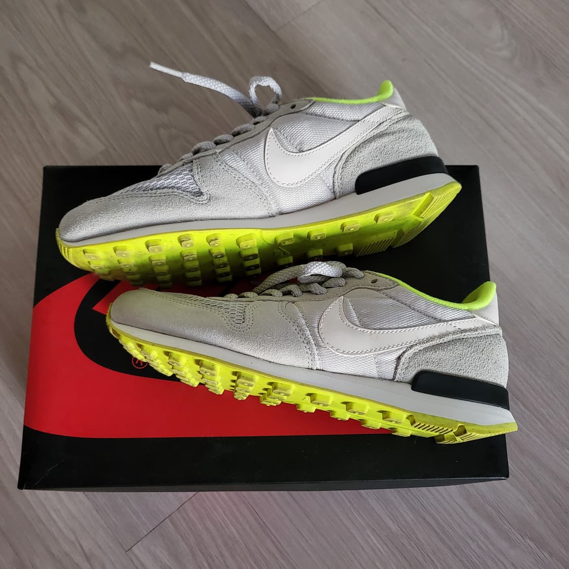 나이키 인터내셔널리스트(235) 상품이미지2