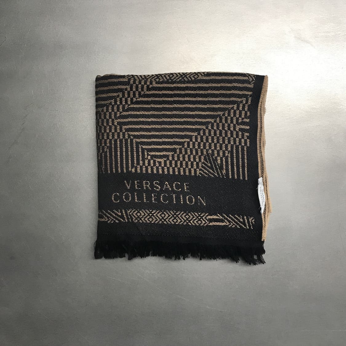 베르사체 메두사 머플러 상품이미지3